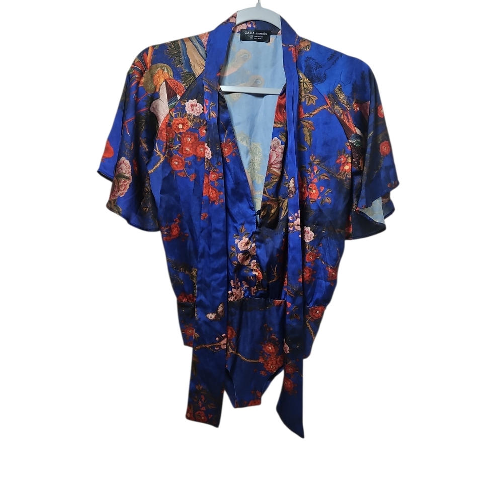 Zara Blue and Pink Floral Kimono